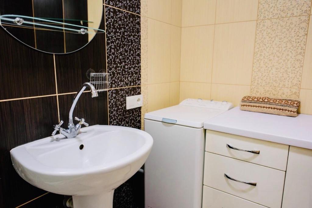 Apartment Rovno Rivne Exterior photo
